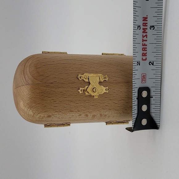 1983- Portable Holy Family Box Hand Carved Wooden Box NWT - Picture 7 of 7